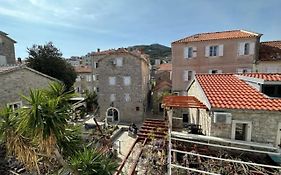 Cozy Old Town Apartment, Budva